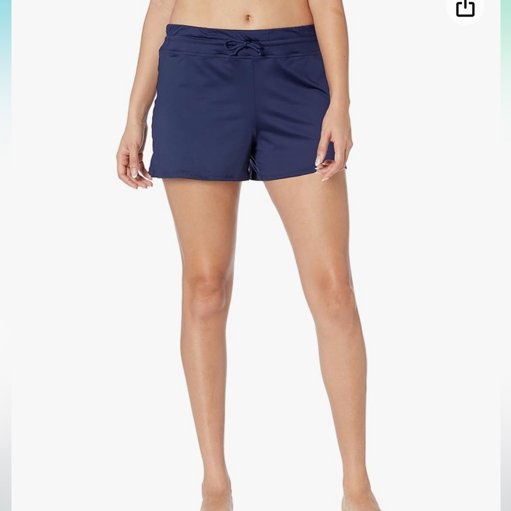 24th & Ocean


Solid Front Tie Swim Short Bikini Swimsuit Bottom
